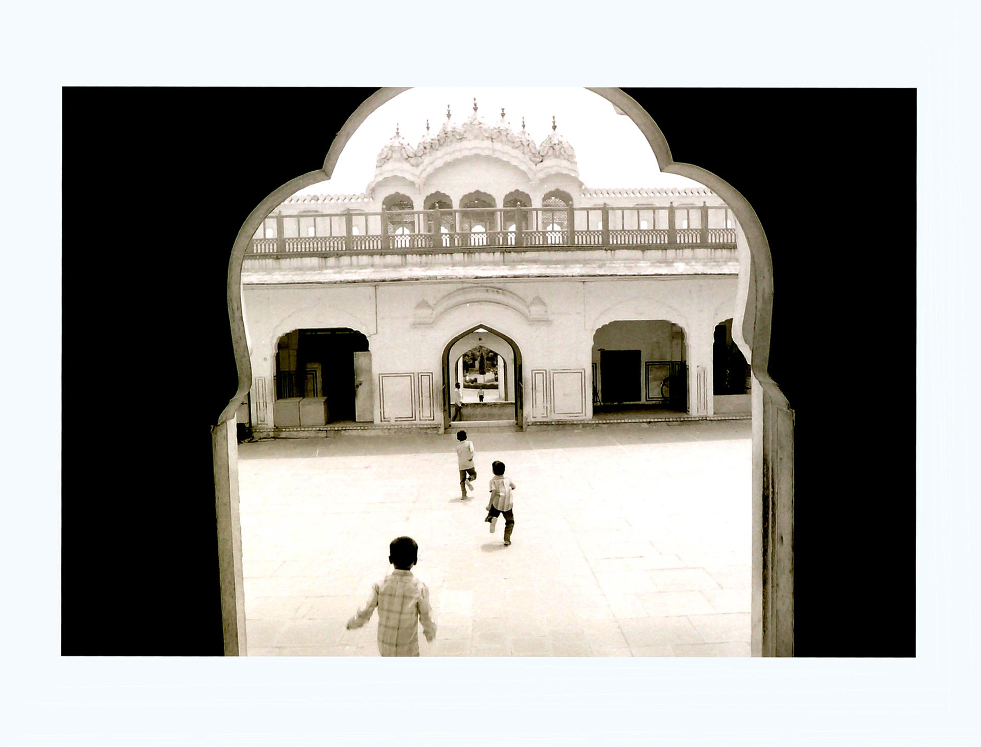 002-Children,India 1990